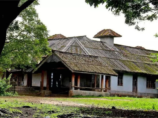 210 വർഷം പഴക്കമുള്ള അമ്മച്ചിക്കൊട്ടാരത്തിന്റെ ഇന്നത്തെ അവസ്ഥ...