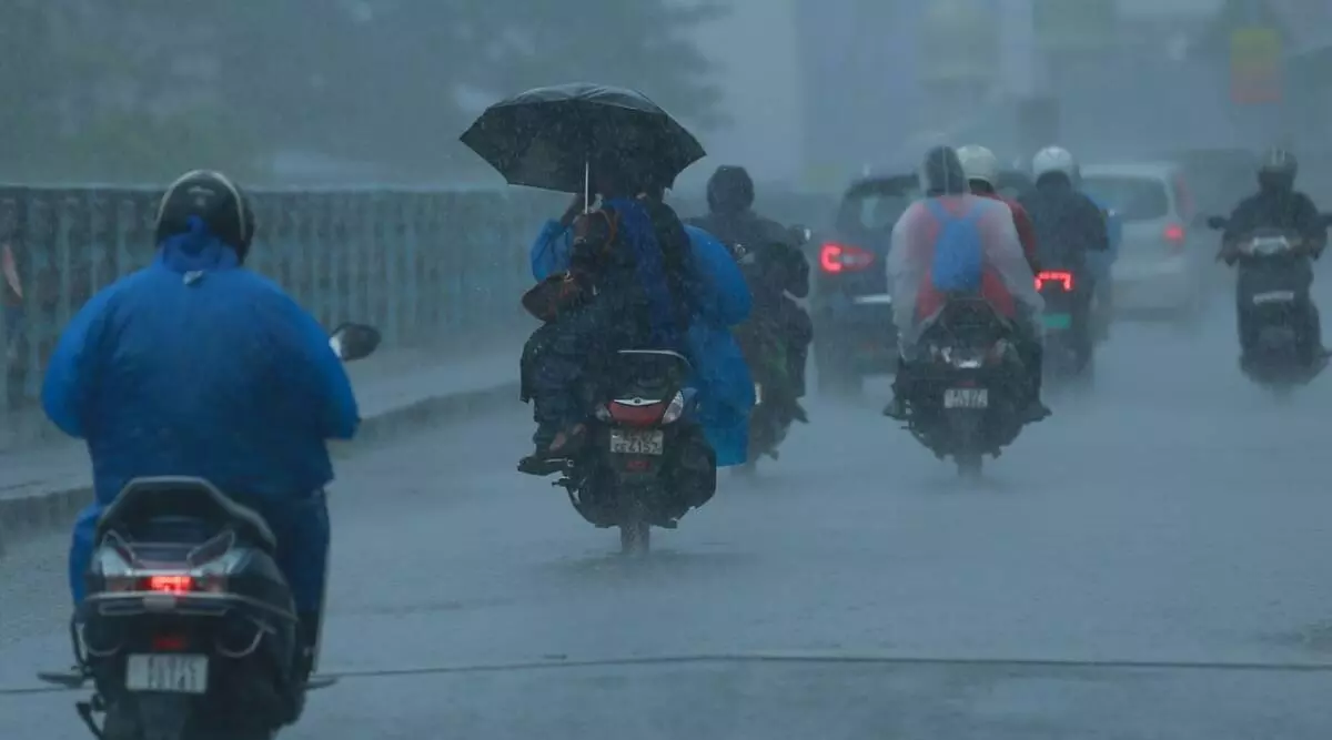 കേരളത്തിൽ കനത്ത മഴയ്ക്ക് സാധ്യത; അലർട്ട്