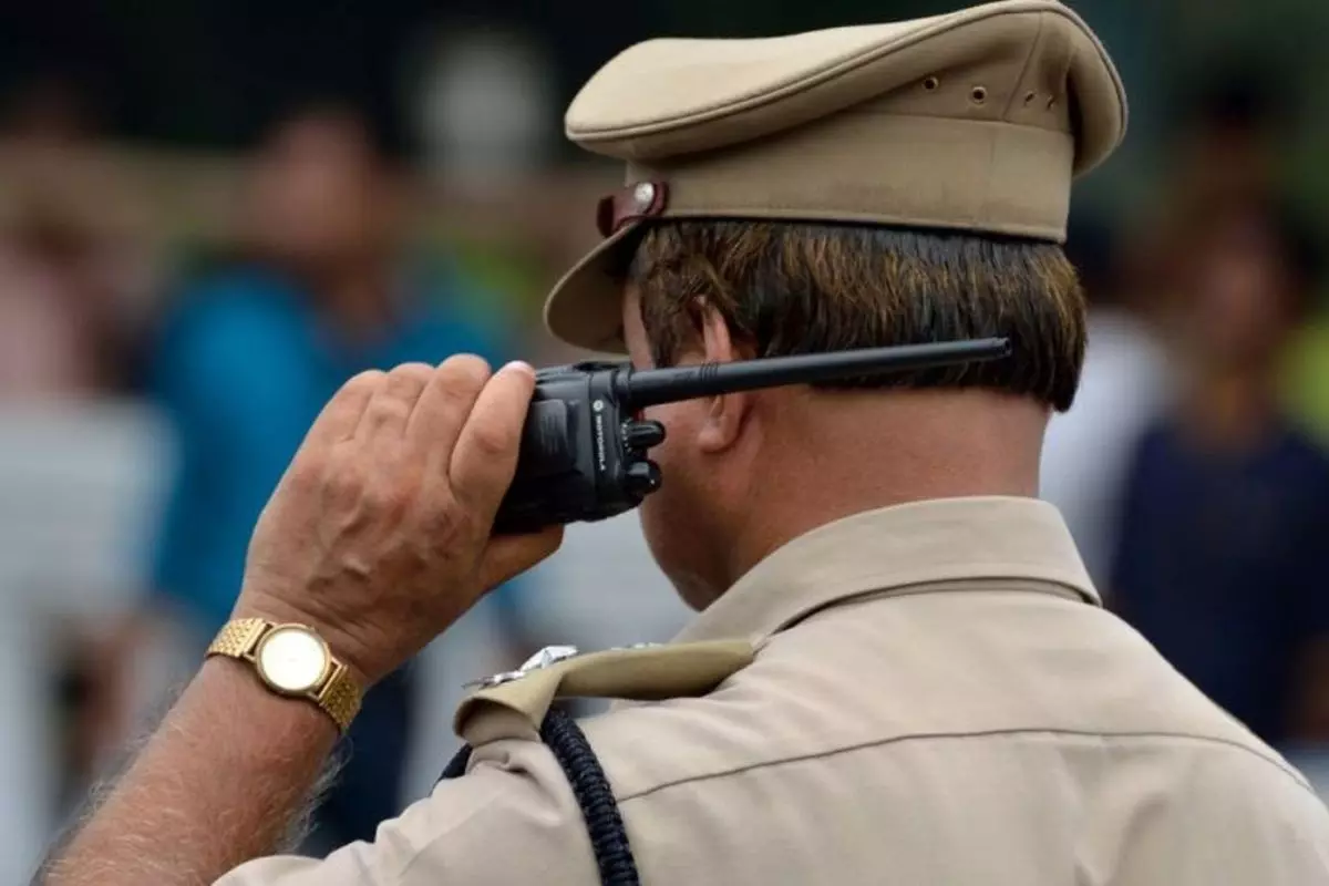 കസ്റ്റഡിയിലെടുത്ത യുവാവ് തള്ളിയിട്ട എസ്ഐയുടെ കൈ ഒടിഞ്ഞു