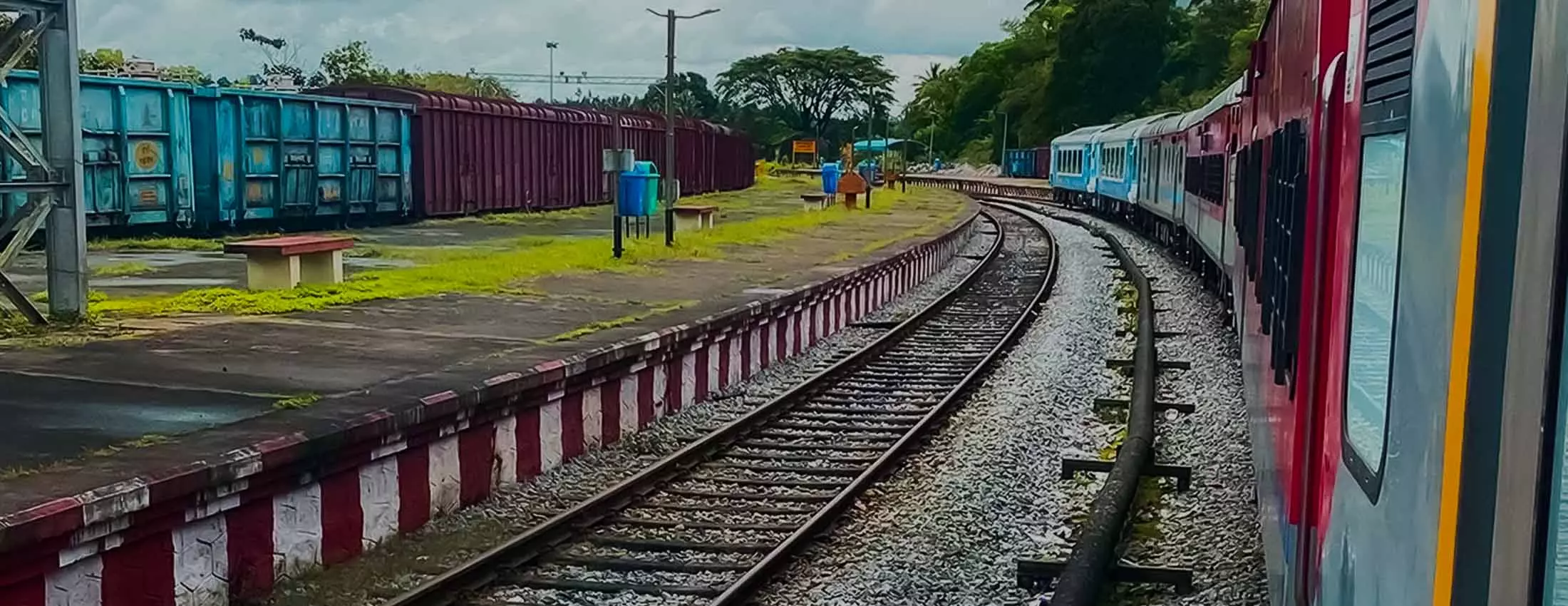 യാത്രക്കാർ കുറവുള്ള എസി ചെയർകാർ, എക്സിക്യുട്ടിവ് ക്ലാസുകളിലെ ടിക്കറ്റ് നിരക്ക് കുറയ്ക്കാൻ റെയിൽവേ മന്ത്രാലയം