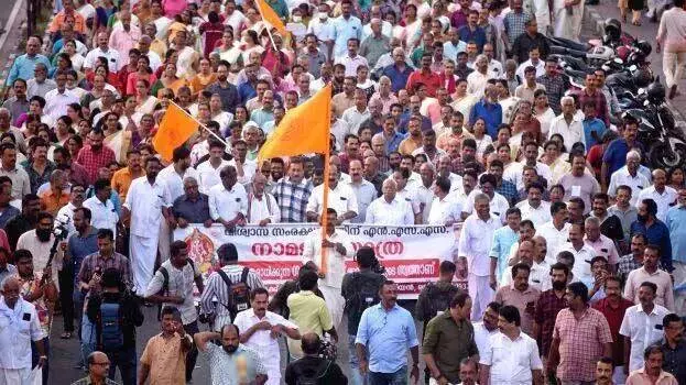 മിത്ത് പരാമർശത്തിനെതിരായ എൻ എസ് എസ് ഘോഷയാത്ര; തിരുവനന്തപുരം കന്റോൺമെന്റ് പോലീസ് എടുത്ത കേസ് പിൻവലിക്കും