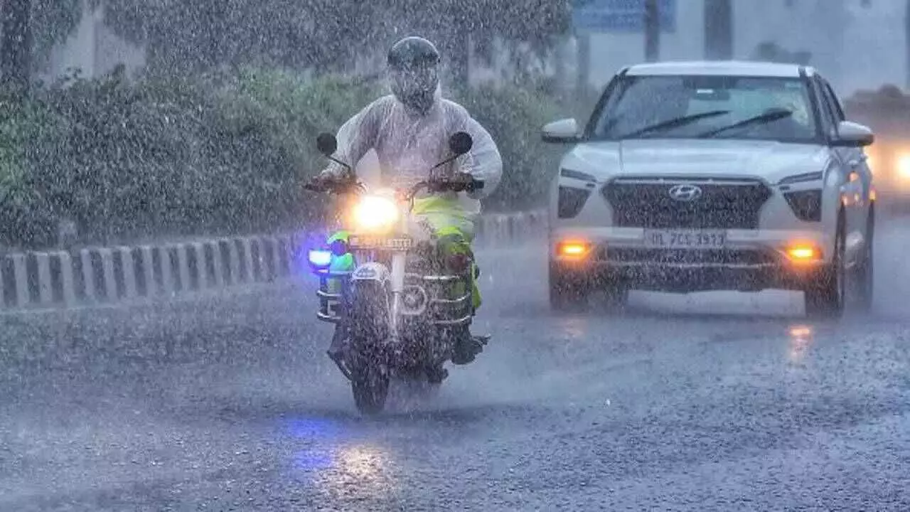 കേരളത്തിൽ വ്യാപക മഴ സാധ്യത; 9 ജില്ലകളിൽ യെല്ലോ അലർട്ട്