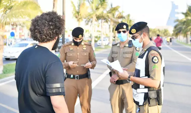 സൗ​ദി​യി​ൽ നിയമലംഘകർ പിടിയിൽ; ഒരാഴ്ചക്കിടെ പിടിയിലായത് 16,000ൽ അധികം പേർ