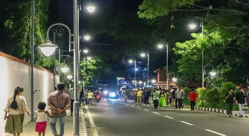 മാനവീയം വീഥിയിൽ വാഹന ഗതാഗതത്തിന് നിയന്ത്രണം; രാത്രി 7.30 മുതൽ പുലർച്ചെ 5.30 വരെയാണ് നിയന്ത്രണം