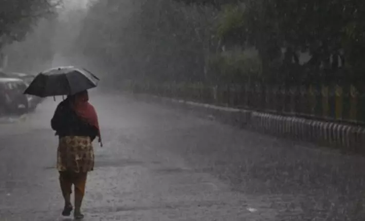 അതിശക്തമായ മഴയ്ക്ക് സാധ്യത; കേരളത്തിൽ മഴ മുന്നറിയിപ്പിൽ മാറ്റം