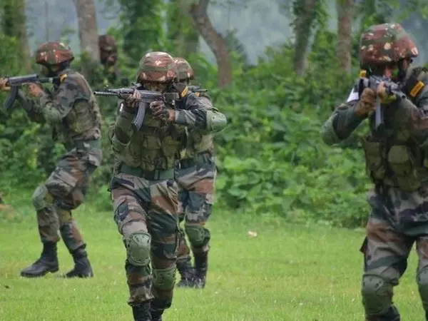 പരിശീലനത്തിനിടെ ഷെൽ പൊട്ടിത്തെറിച്ച് മഹാരാഷ്ട്രയിൽ അഗ്നിവീറുകൾക്ക് വീരമൃത്യു