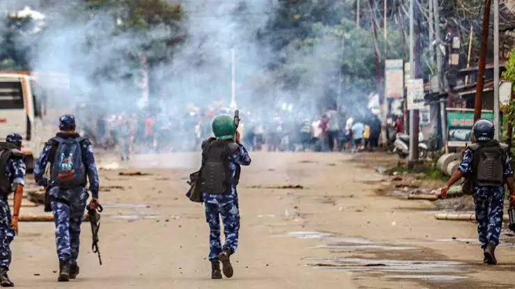 മണിപ്പുരിൽ സംഘർഷം രൂക്ഷം; കൂടുതൽ അർധസൈനിക വിഭാ​ഗങ്ങളെ അയച്ച് കേന്ദ്രം