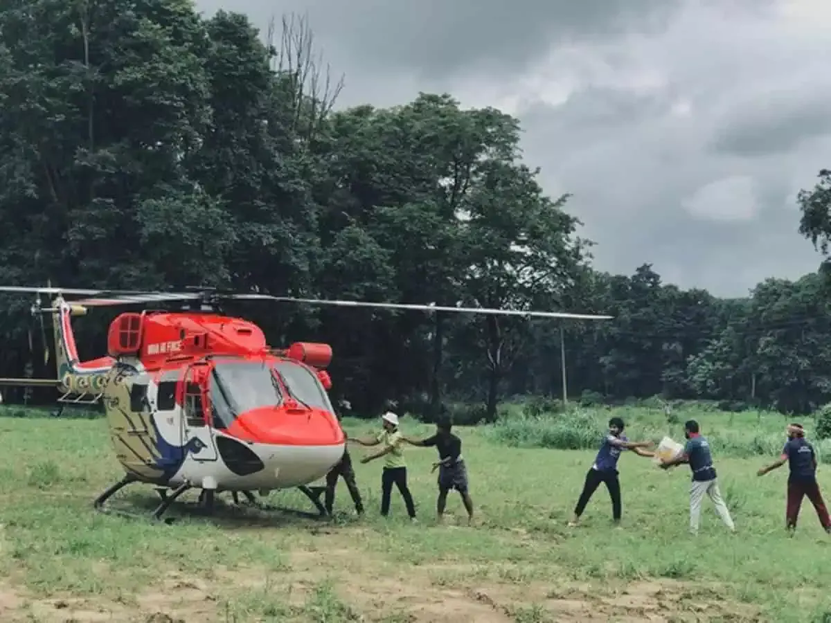 പ്രളയം മുതൽ മുണ്ടക്കൈ ദുരന്തം വരെ എയർ ലിഫ്റ്റിന് ചെലവായ തുക കേരളം തിരിച്ചടയ്ക്കണമെന്ന് കേന്ദ്ര സർക്കാർ ; ആശ്വാസത്തിനായി സമീപിച്ച കേരളത്തെ ഞെരിച്ച് കേന്ദ്രം