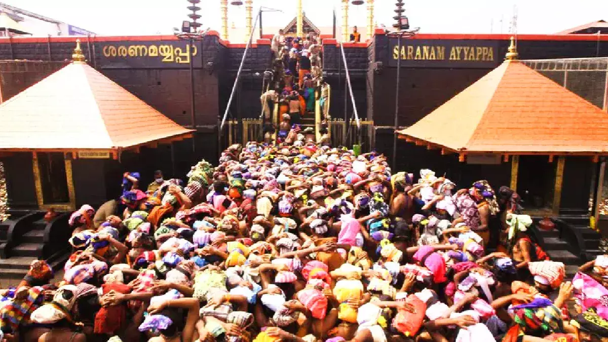 ശബരിമലയിൽ തിരക്ക് വർധിച്ചു ; മണ്ഡല പൂജയ്ക്കും മകര വിളക്കിനും വെർച്വൽ ക്യൂ വെട്ടിക്കുറച്ചു , സ്പോർട് ബുക്കിംഗ് ഒഴിവാക്കും